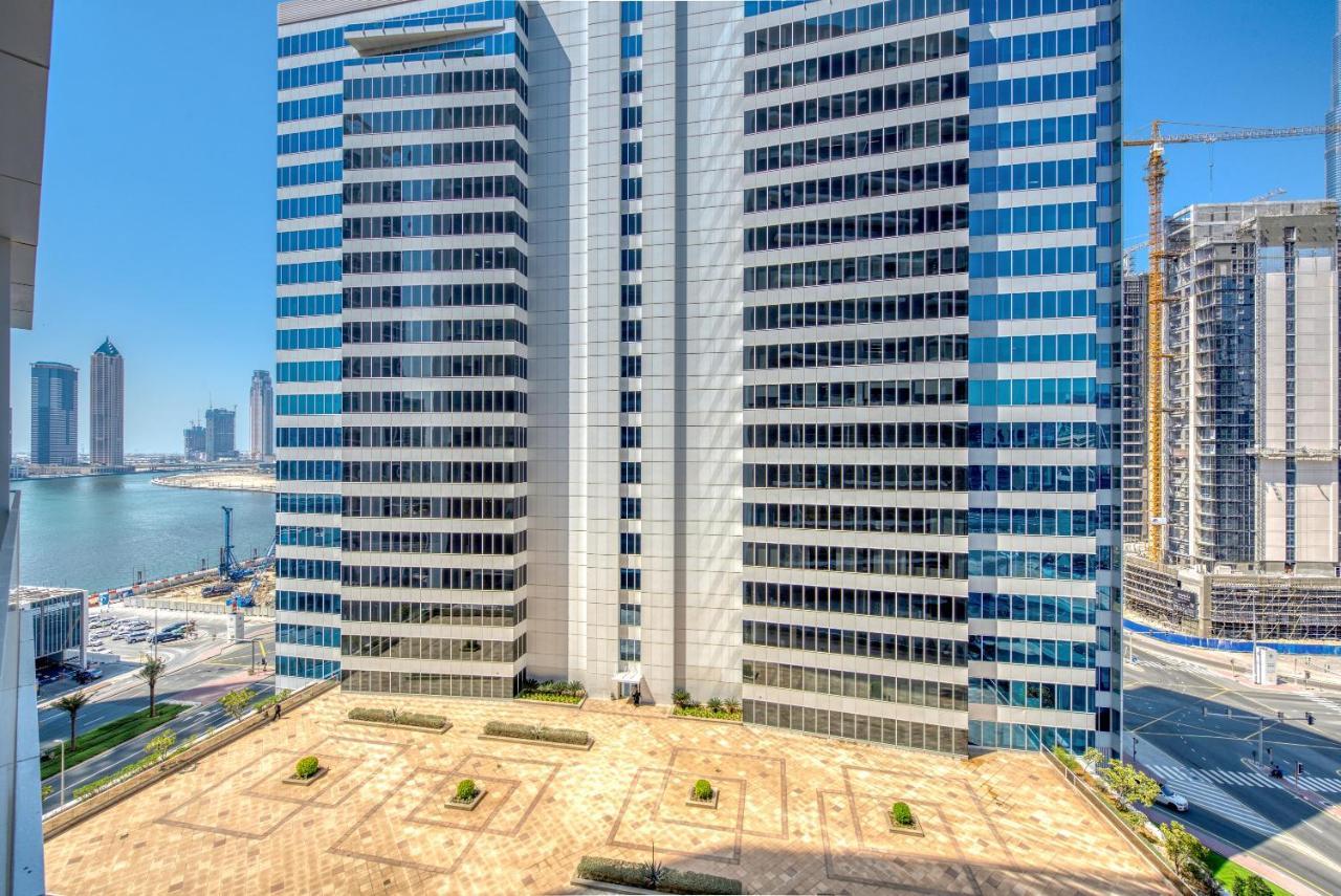 Maison Privee - Luxury, Spacious, Modern Near Burj Khalifa And Dubai Canal Ngoại thất bức ảnh